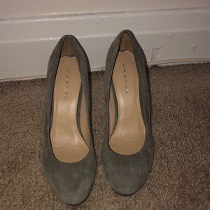 Never Worn Via Spiga Grey Suede Wedges